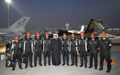 سعيد بن طحنون يزور معرض دبي الدولي للطيران